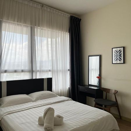 Casa Rv Homestay Mkh Boulevard กาจัง ภายนอก รูปภาพ
