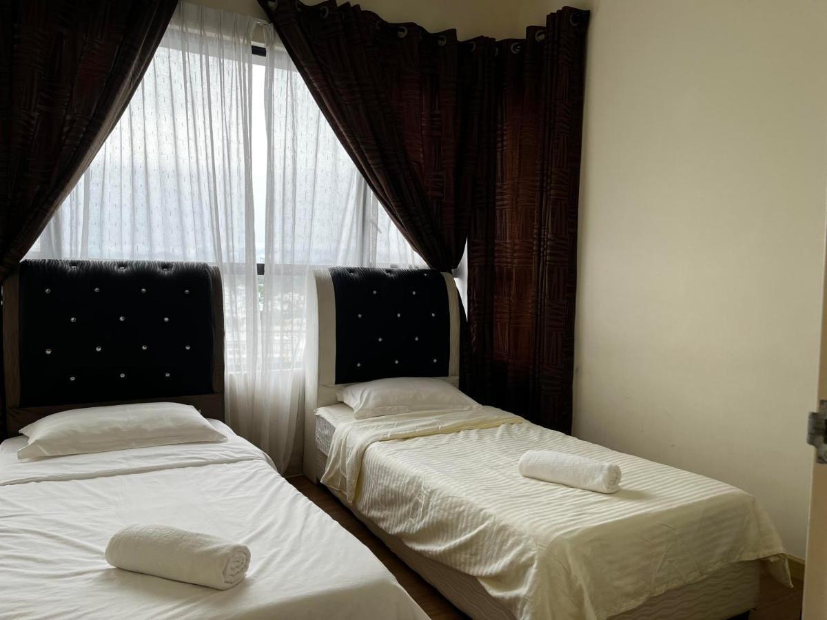 Casa Rv Homestay Mkh Boulevard กาจัง ภายนอก รูปภาพ