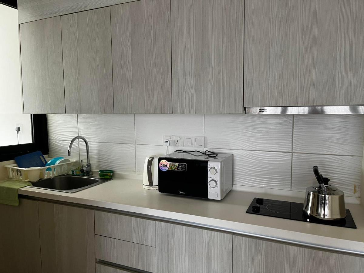 Casa Rv Homestay Mkh Boulevard กาจัง ภายนอก รูปภาพ