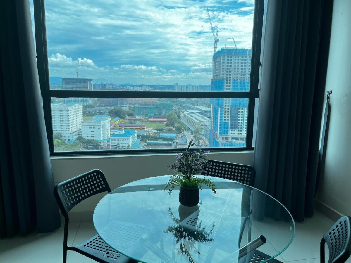 Casa Rv Homestay Mkh Boulevard กาจัง ภายนอก รูปภาพ
