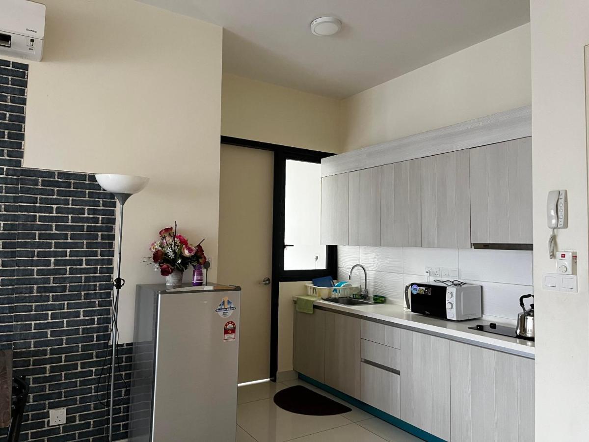 Casa Rv Homestay Mkh Boulevard กาจัง ภายนอก รูปภาพ